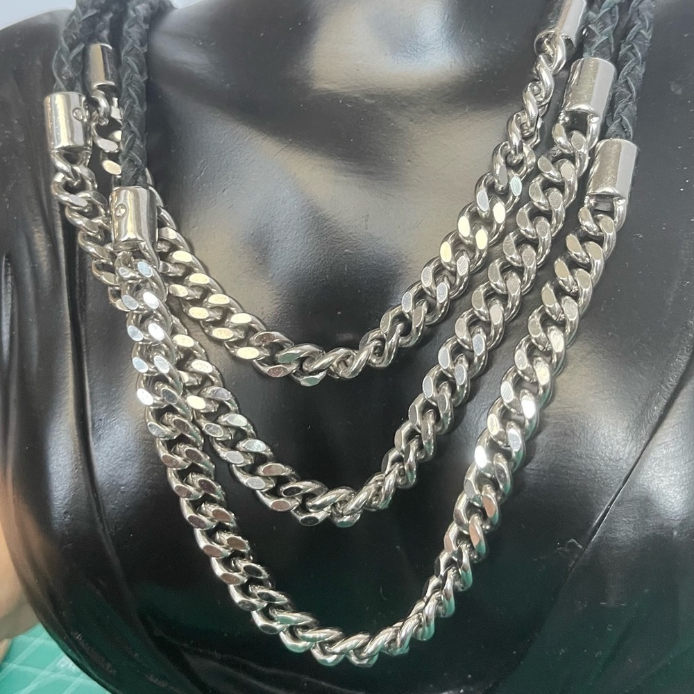 Lia Sophia braided leather silver tone Cuban link necklace - Picture 3 of 4